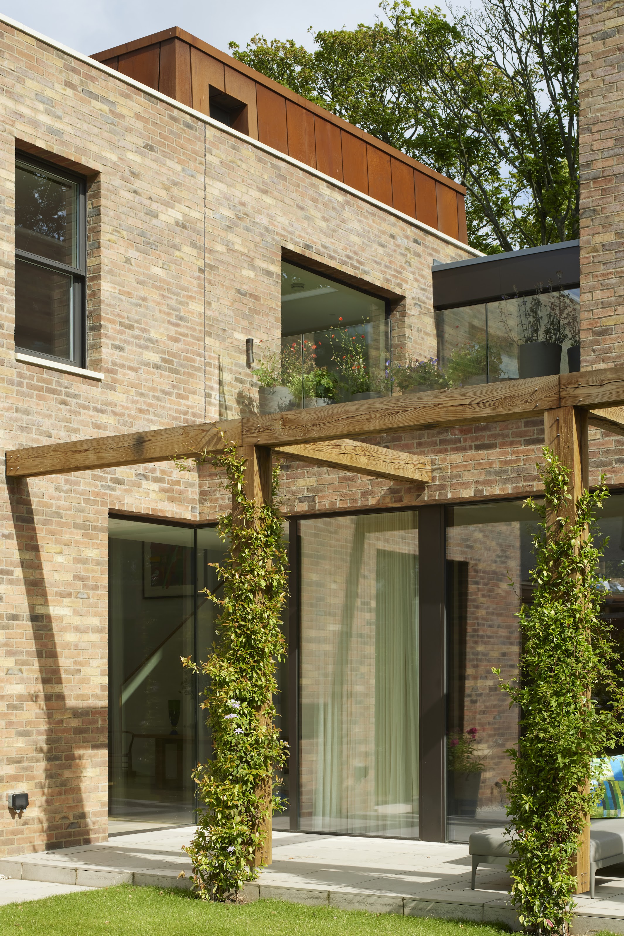 5. Adderstone Crescent