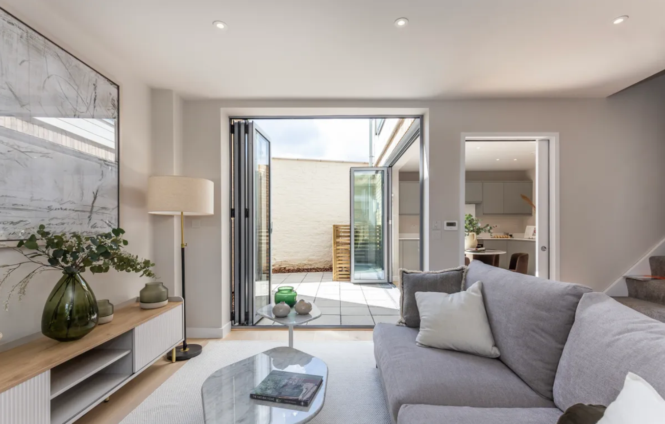 Provender Mews Ealing 2